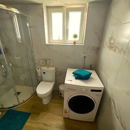 Entire Unit Sliema, Malta سليمة