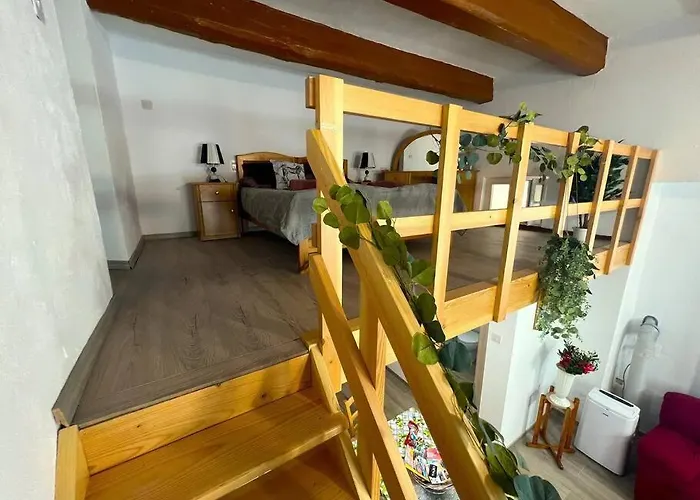 Entire Unit Sliema, Malta 公寓 *