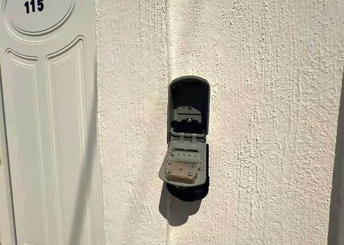 Entire Unit Sliema, Malta 公寓